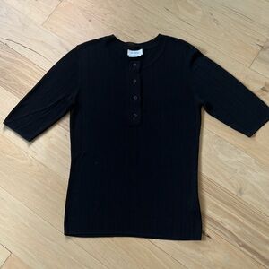 ST. JOHN Black knit Button-Up Top. Excellent Condition